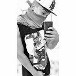 HOOD 🔞🚬 - @drew_hood - Instagram