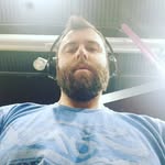 Drew Small - @livingoffthesun - Instagram