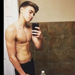 Drew Sweeney - @sween_dawg_9000 - Instagram