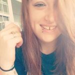 Dustin Cartwright - @crazzyyyygirllll - Instagram