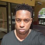 Ντουέινγουεϊν Πιερμπόι - @dwayne_sharp_007 - Instagram