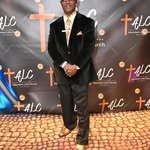 Dwayne Wharton - @idntcmtopldisyr - Instagram