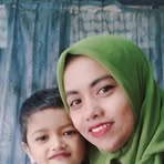 Dwi Sari - Facebook