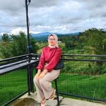 Dwi Sari - @dwisari184 - Instagram