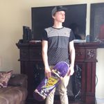Dylan Edgar - @hellosweetcheeks - Instagram