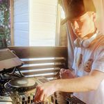 Dylan Lavender - @djdylanlavi - Instagram