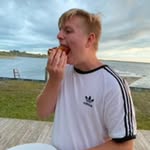 Kegian Fanson - @dylanlicksass - Instagram