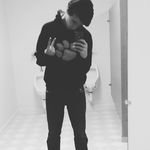 Dylan Shook - @optic.guitarist - Instagram