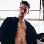 @dylanstrawberr.y - Instagram