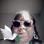 Deniese L Earl-Broughton (Missmewiththebs) - @deniese_l_earl_broughton - Instagram