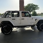 Earl Burnett - @elbj68 - Instagram