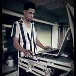 Earl Estell - @akeem.94 - Instagram