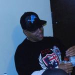 Earl Wells - @earl.wells.7 - Instagram