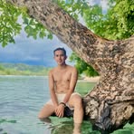 Earl Yang - Facebook