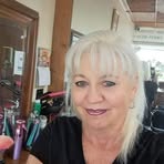 Earline Lee - Facebook
