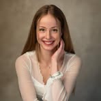 Eszter Both - Facebook