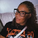 Ebony Bates - @_lightskin86 - Instagram