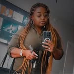 Ebony James - @hello_nheels - Instagram