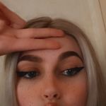 𝑒𝒷𝓈 🐆🍸🎱🍒 - @ebony.locke - Instagram