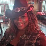 Ebony Small-High - @ebbychic36 - Instagram