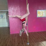 Ebony Watts | Pole Dancer - @ebz_pole - Instagram