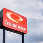 Econo Lodge - Sharon - @econolodgesharon - Instagram