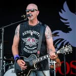Eddie Cooley Jr - @improvizeadaptovercome - Instagram
