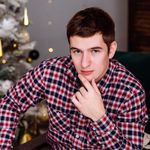 Antoniozz - @eddieriggs95 - Instagram