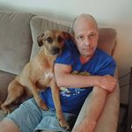 Eddie - @eddieroach70 - Instagram