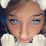 Eden Barry - @swimkitt - Instagram