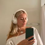 Eden Hunt - Facebook