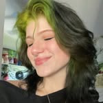 Eden Tyler - @thepr3ttyintrov3rt - Instagram