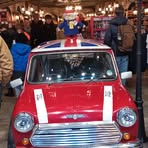 Eden Van - Facebook