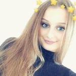 Eden Walker - @ediepeedie2001 - Instagram