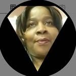 Edith Holmes - @arthuretta_ - Instagram