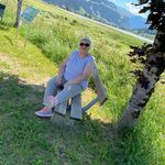 Edith Huber - @edith_hubet - Instagram