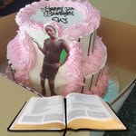 Edith Mbaka - @mbakaedith - Instagram