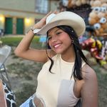 Edith - @praviaedith - Instagram