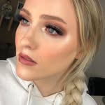 Edith Strong - @biletyconii - Instagram