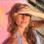 Meredith Katić - @wynnedith - Instagram