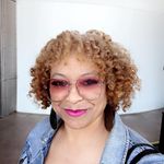 Edna Bell - @shenell27 - Instagram