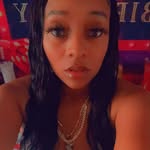 Edna Brewer - @whiteflowersforever - Instagram