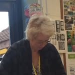 @edna.bucket_1982 - Instagram