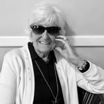 Edna Mackenzie - @edna.mackenzie.90 - Instagram