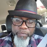 Eduardo Smith - @_eddiedabarber - Instagram