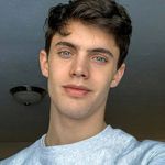 Edward Bayer - @edward.2079 - Instagram