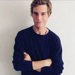 Edward - @edward_britto.33 - Instagram