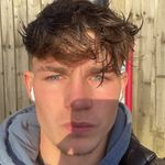 @edwarddaveyy - Instagram