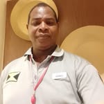 Edward Duggan - @chineyshoponlinecouriers - Instagram