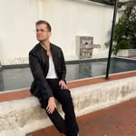 Edward Lee-Emery - @edwardlee.bachata - Instagram